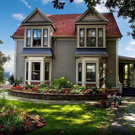 Dunlop Inn Baddeck Ngoại thất bức ảnh