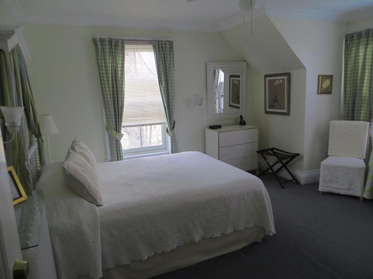 Dunlop Inn Baddeck Ngoại thất bức ảnh