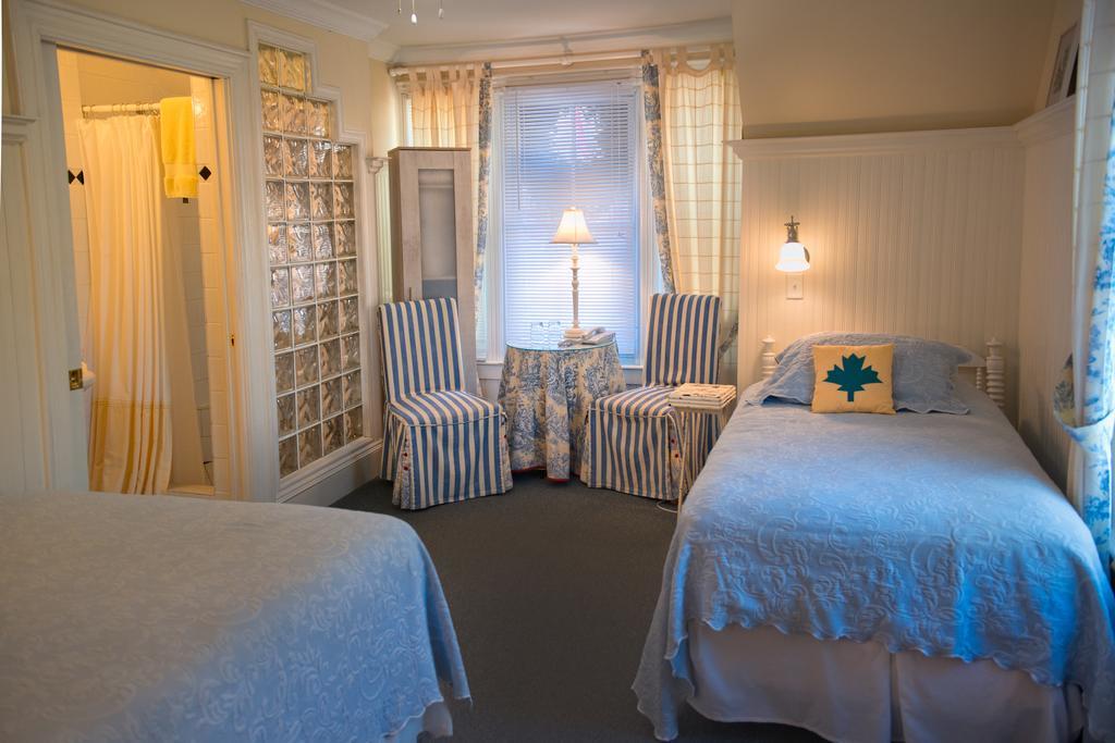 Dunlop Inn Baddeck Ngoại thất bức ảnh